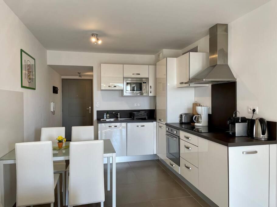 17 - Appartement Neuf, Parking Terrasse Et Jolie Vue Бандоль Экстерьер фото